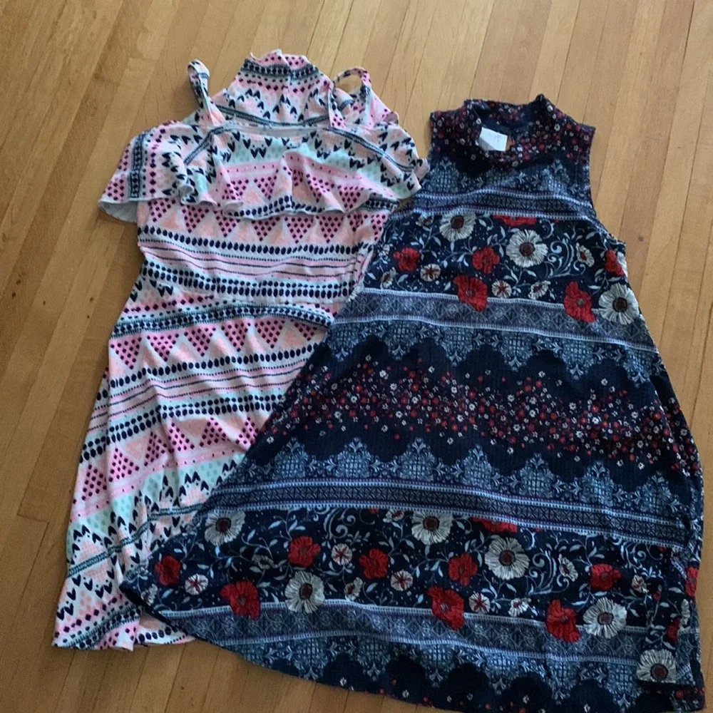 Bundle lot of girls size large (12) dresses